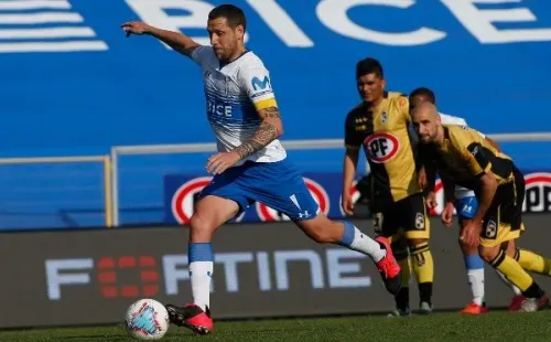 Luli Aued fue una de las figuras del partido, marcando dos tantos en la goleada por 4-1 ante los Piratas.