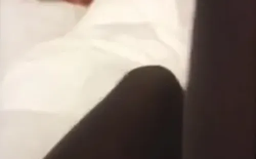 Los jugadores de Manchester City y Manchester United fueron pillados en su indisciplina gracias a fotos y videos de Snapchat.