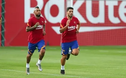 Vidal dejó un motivador mensaje junto a Suárez, con quien suena en la Serie A. Foto: Instagram