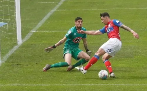 Los cruzados se impusieron por 3-1 como visita en Talcahuano.