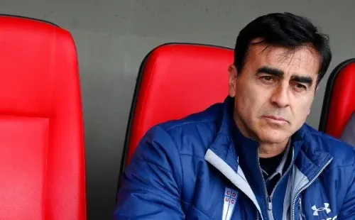 El otrora DT cruzado sería la carta principal de Colo Colo para reemplazar al interino Gualberto Jara.