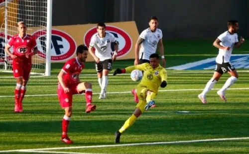 Unión La Calera ante Colo Colo.