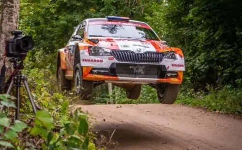 Emilio Fernández participó en la fecha anterior del WRC, en Estonia.