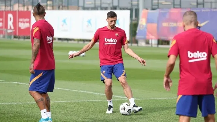 Arturo Vidal entrena en Barcelona