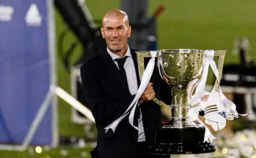 Zinedine Zidane sorprendió a todos, especialmente al Barcelona, llevando a los merengues la temporada anterior a consagrarse campeones. (Foto: Getty)