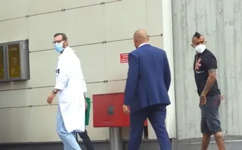 El chileno se sometió esta mañana a las pruebas médicas y deportivas ante de fichar por el Inter.