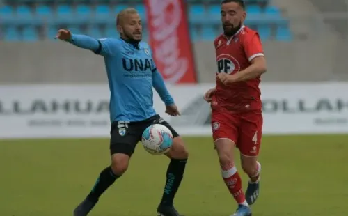 Fernando Cordero fue la gran figura de la goleada de Unión La Calera ante Deportes Iquique. Foto: Agencia Uno