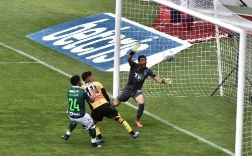Coquimbo derrotó a Wanderers y complica a Colo Colo, ahora penúltimo en la tabla.