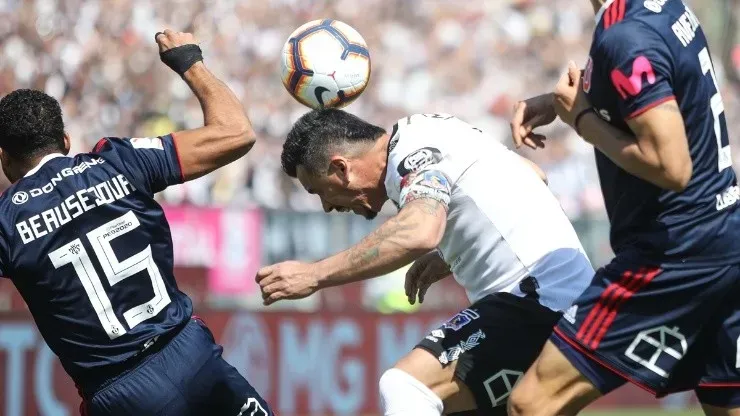 Colo Colo con Esteban Paredes en Copa Libertadores