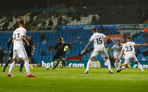 Sterling puso la apertura de la cuenta frente a los Whites. (Foto: Getty)