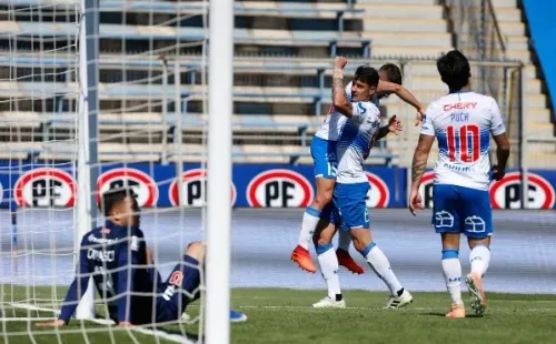Universidad Católica sigue firme en la cima de la tabla de posiciones tras vencer a Universidad de Chile en el clásico. Foto: Agencia Uno