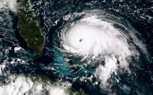 Huracán Delta se aproximaría a Louisiana