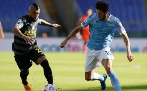 Inter enfrentó a la Lazio el domingo, por lo que ambos planteles se harán exámenes PCR para descartar más contagios.