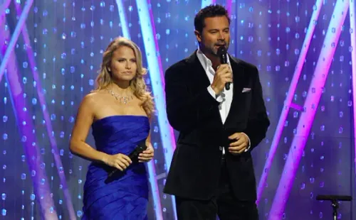 Soledad Onetto y Felipe Camiroaga estuvieron a cargo de la animación del Festival de Viña del Mar en los años 2009 y 2010.