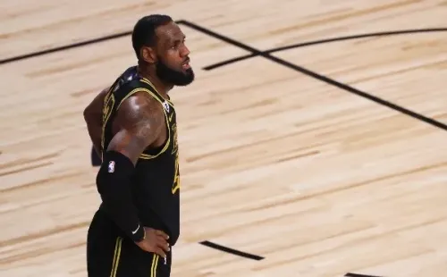 A pesar de marcar 40 puntos, LeBron James no pudo festejar hoy en la Final. (Foto: Getty)