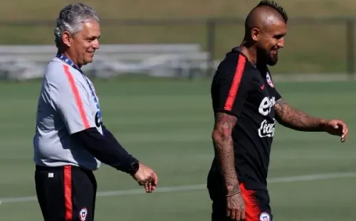 Rueda se rinde ante la entrega de Vidal junto a la Roja. Foto: Agencia Uno