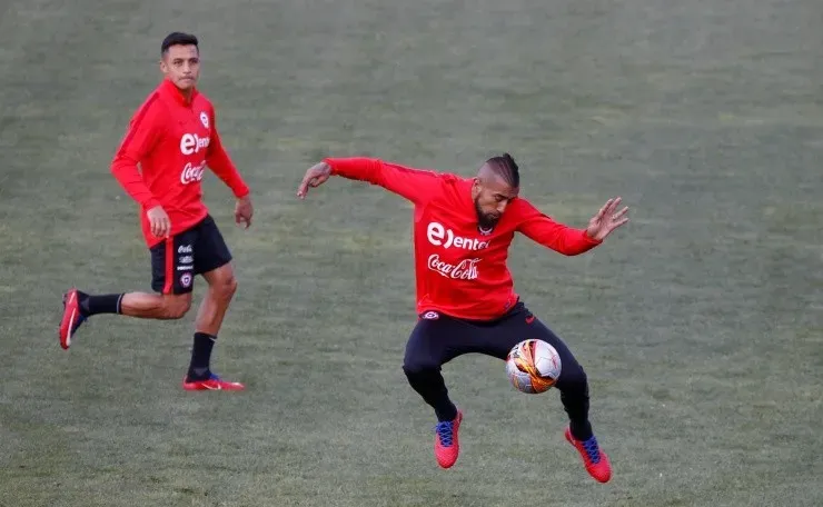 Alexis Sánchez y Arturo Vidal por Eliminatorias para Qatar 2022