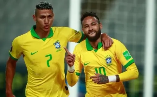 Neymar hizo un triplete ante Perú, superando al Fenómeno como anotador histórico de Brasil.