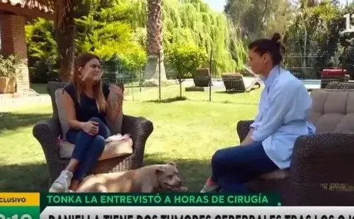 Daniella Campos conversando con Tonka Tomicic, para “Bienvenidos”.