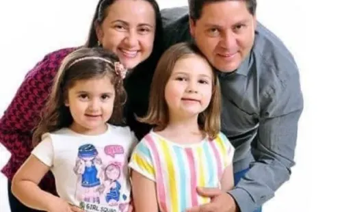 Niñas que se pelean en un cumpleaños eran hermanas