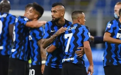 Alexis Sánchez y Arturo Vidal serán titulares en el debut del Inter en Champions League. Foto: Getty Images