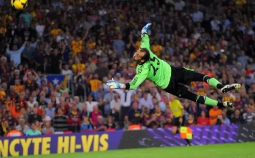 Diego López no pudo hacer nada ante el increíble remate de Alexis Sánchez en la temporada 2013/2014.