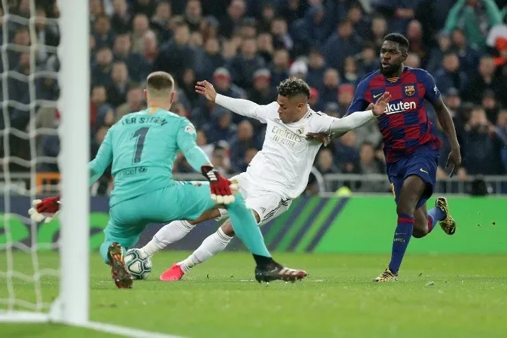 Barcelona y Real Madrid se vuelven a ver en el Clásico de la Liga de España, ahora en el Camp Nou. | Foto: Coolbet.