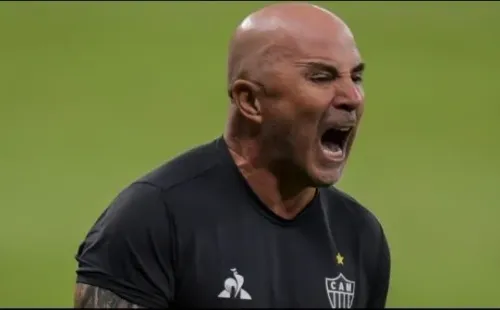 Sampaoli y el Mineiro no lograron hacerse respetar en casa y empataron sin goles ante Recife.