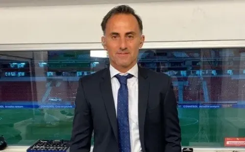 El periodista argentino está aislado en su domicilio.