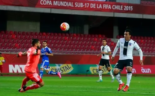 El excapitán azul y el referente de los albos han tenido varios duelos sabrosos en la cancha y este miércoles se volverán a encontrar. (Foto: Agencia UNO)