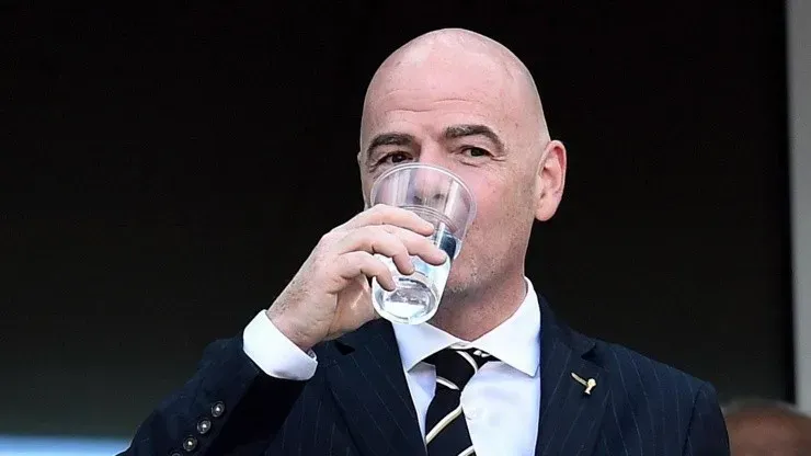 Gianni Infantino, presidente de la FIFA con covid 19