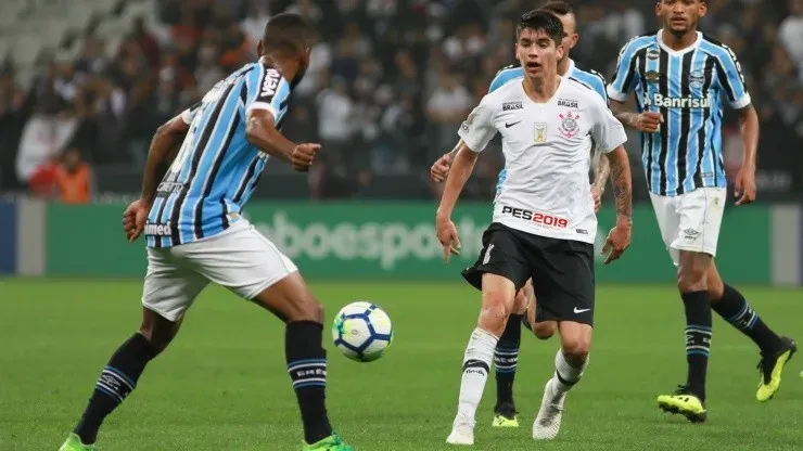 Ángelo Araos en el Corinthians de Brasil