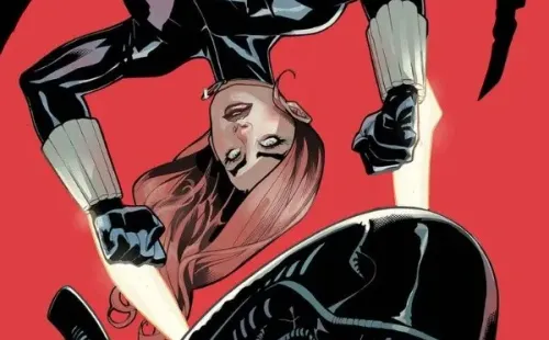 BlackWidow#5 — Marvel vs. Alien por Terry Dodson