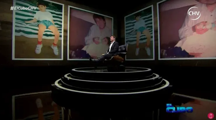 Julio César Rodríguez en el set de “El Cubo”, momento en el que contó la historia de su fallecido hijo Pablito.