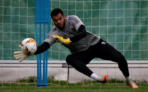 Romero podría regresar a La Academia, donde militó entre 2006 y 2007.