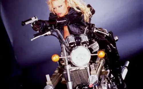 Pamela Anderson en 'Barb Wire'