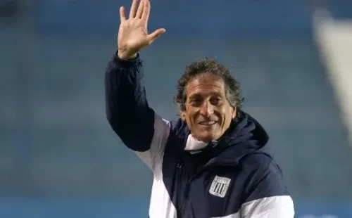 La salida de Mario Salas de la banca de devolvió la vida a Alianza Lima. Foto: Getty Images