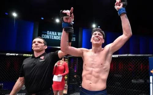 El luchador chileno logró el nocaut más importante en lo que va de su carrera.