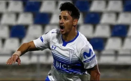 Los Cruzados lograron el boleto a octavos de final de la Sudamericana al vencer a Sol de América en casa y con un hombre menos.