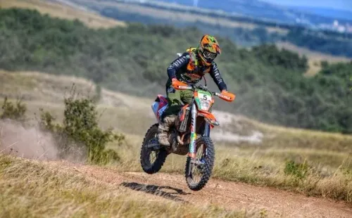 De Gavardo quedó segundo, a 3 minutos 43 segundos 7 décimas del ganador del certamen.