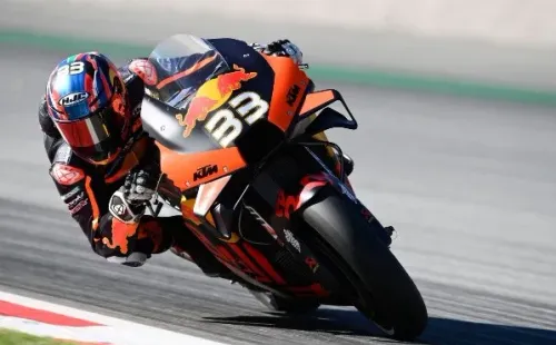 Binder le dio a Sudáfrica el primer triunfo de su historia en Moto GP.