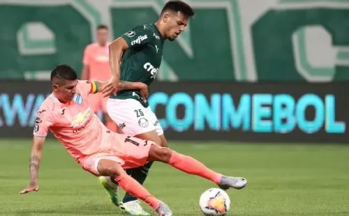 Gabriel Menino quería repetir su buen rendimiento en Palmeiras con Brasil, pero se quedó con las ganas tras dar positivo al Covid-19. Foto: Getty Images