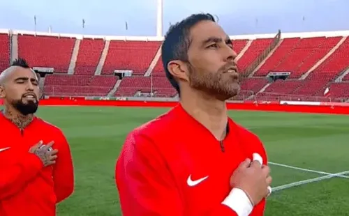 El Himno de Chile contra Perú por clasificatorias a Qatar 2022.