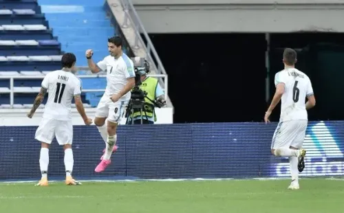 Uruguay logró una notable goleada de visita a Colombia en la previa del partido con los brasileños. (Foto: Getty)
