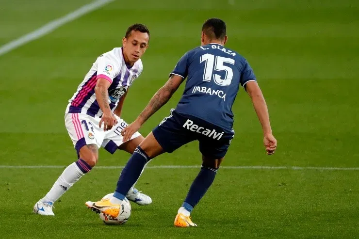 Fabián Orellana tiene una amplia carrera en el fútbol español, y hoy lo tiene en el Real Valladolid. | Foto: Getty Images.