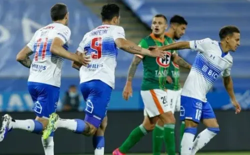 Los Cruzados lograron una notable remontada ante Cobresal tras ir perdiendo por 1-0.