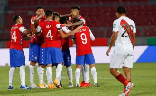 Chile quiere seguir celebrando como con Perú. Ahora la Roja visita a Venezuela en un duro encuentro en Caracas. Foto: Agencia Uno