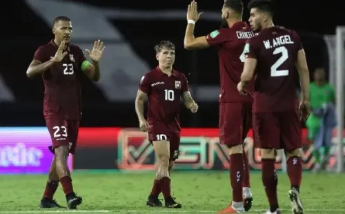 Yeferson Soteldo fue clave para el triunfo de Venezuela ante Chile, dando el pase del segundo gol llanero. Foto: Getty Images