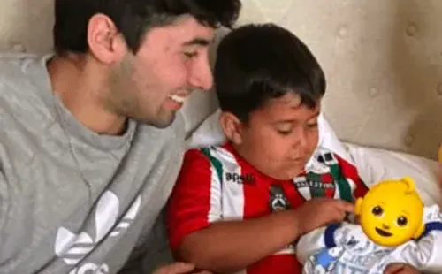 La imagen con que Luis Jiménez celebró la llegada de su primer nieto. Foto: Instagram