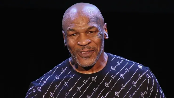 Mike Tyson ante Roy Jones en Las Vegas